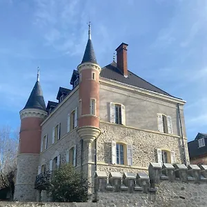 Guest house Chateau De Saint-genix, Saint-Genix-sur-Guiers