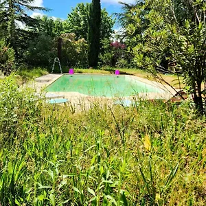 Bed & Breakfast Castel Maison-table D'hotes & Jardin-refuge De Biodiversite, Rillieux-la-Pape